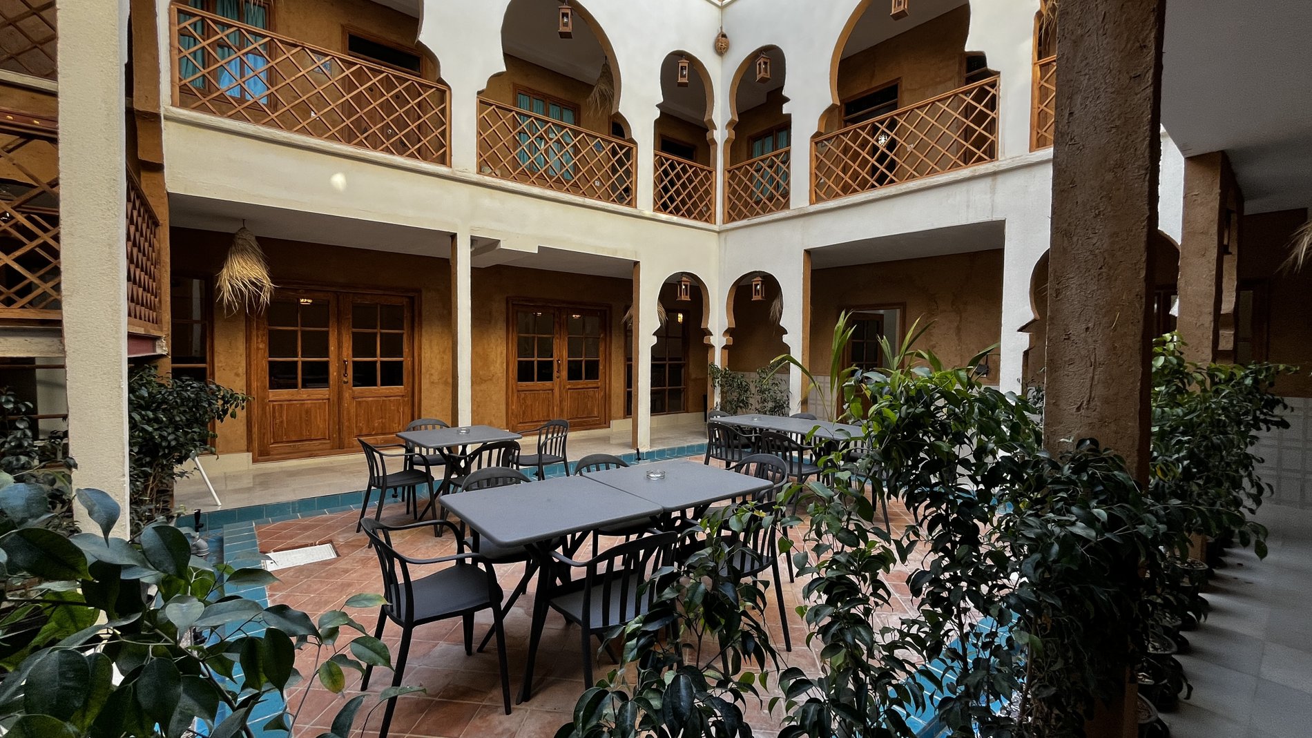 دال 1 - دال - واحد سه تخته 205