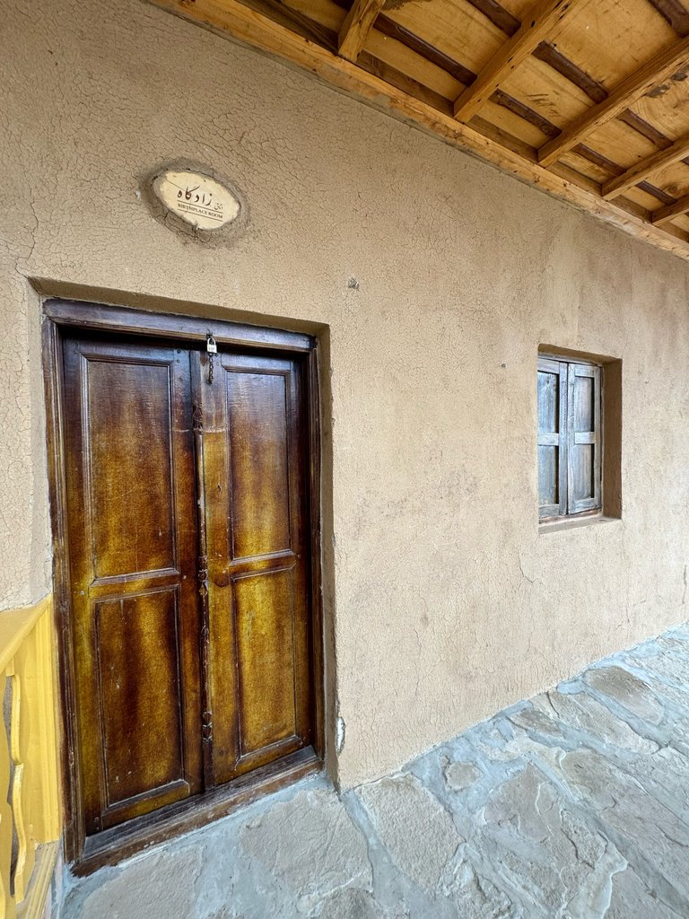 بوم گردی آشیانه عقاب - واحد زادگاه