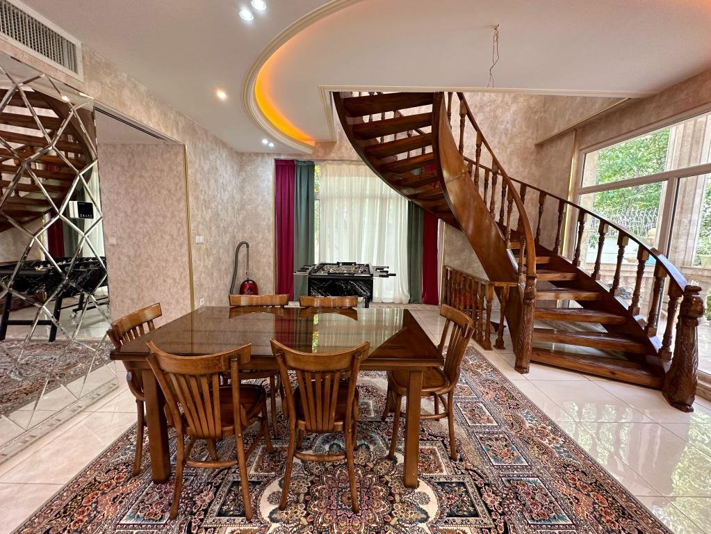 سه خوابه استخردار آبگرم عمارت رومی 1