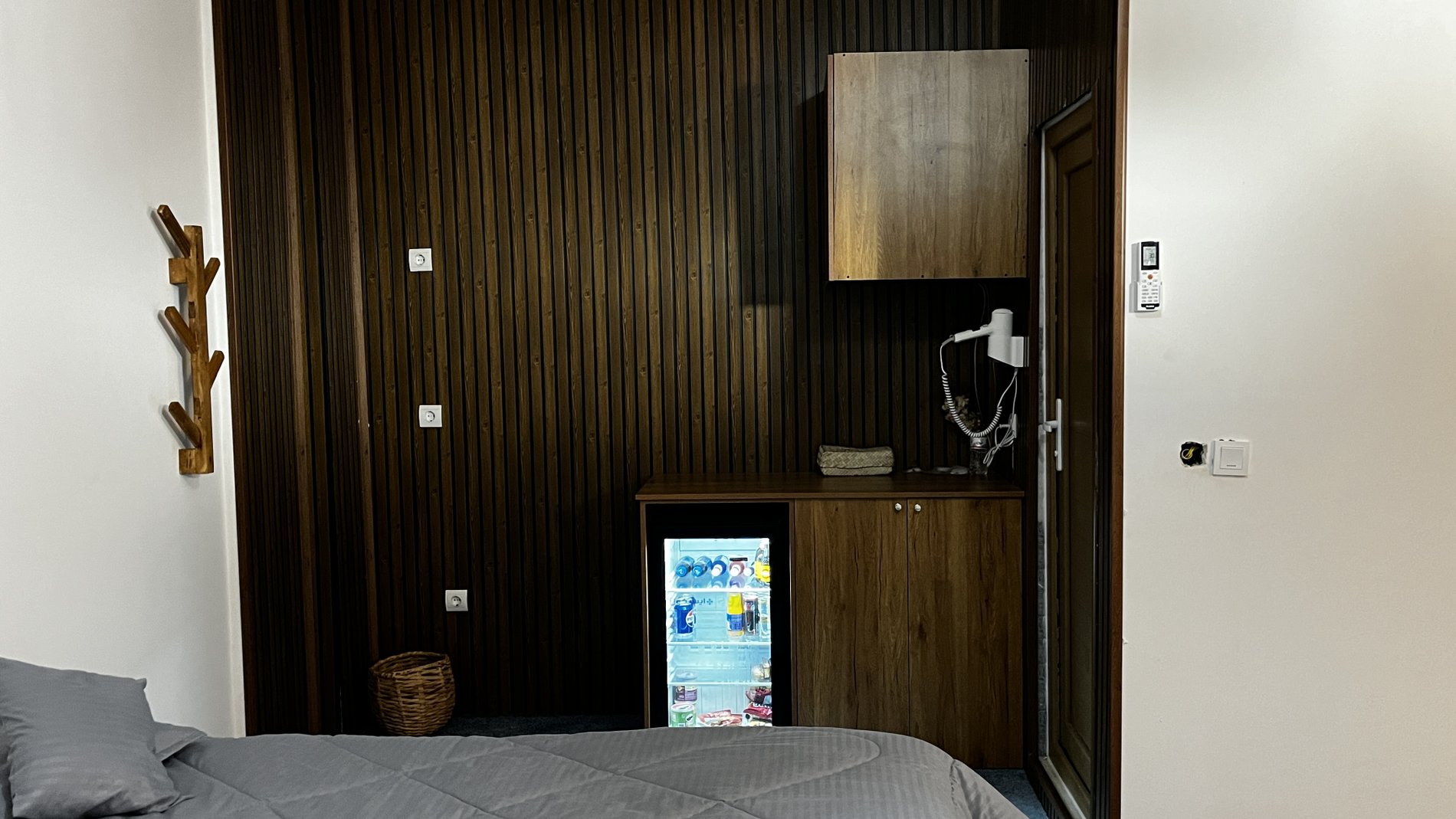 دال - واحد سه تخته 208