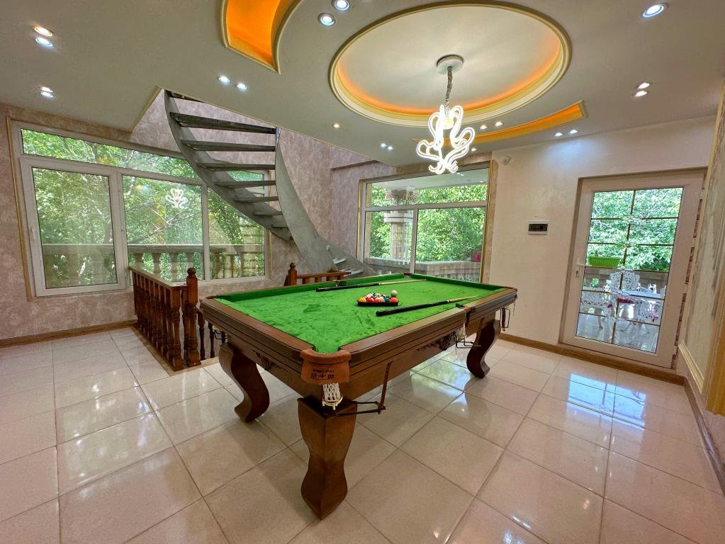 سه خوابه استخردار آبگرم عمارت رومی 1