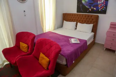 سوئیت فلت هراز واحد ۱