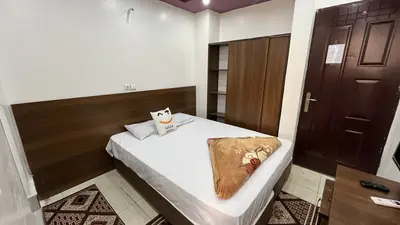 مسافرخانه محسن - واحد دوتخته 104