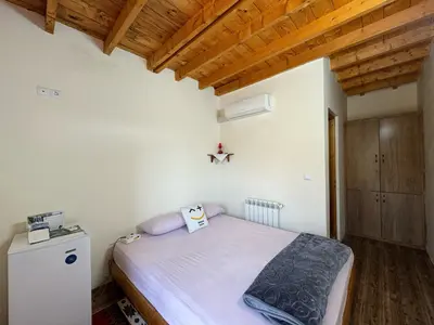 بومگردی سرای بابا شیخ علی - واحد شمعدانی