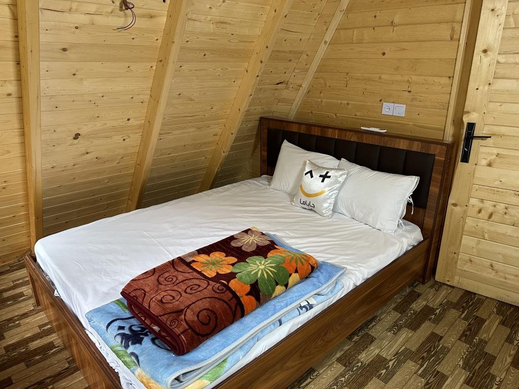 دوخوابه جکوزی دار سوئیسی کاج لفور