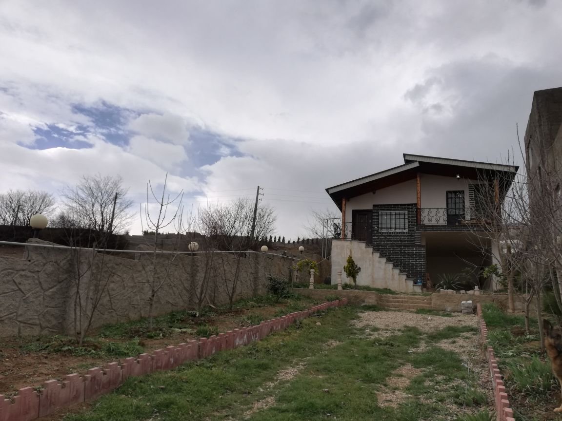 دوخوابه جنگلی لادن - حیاط دربست