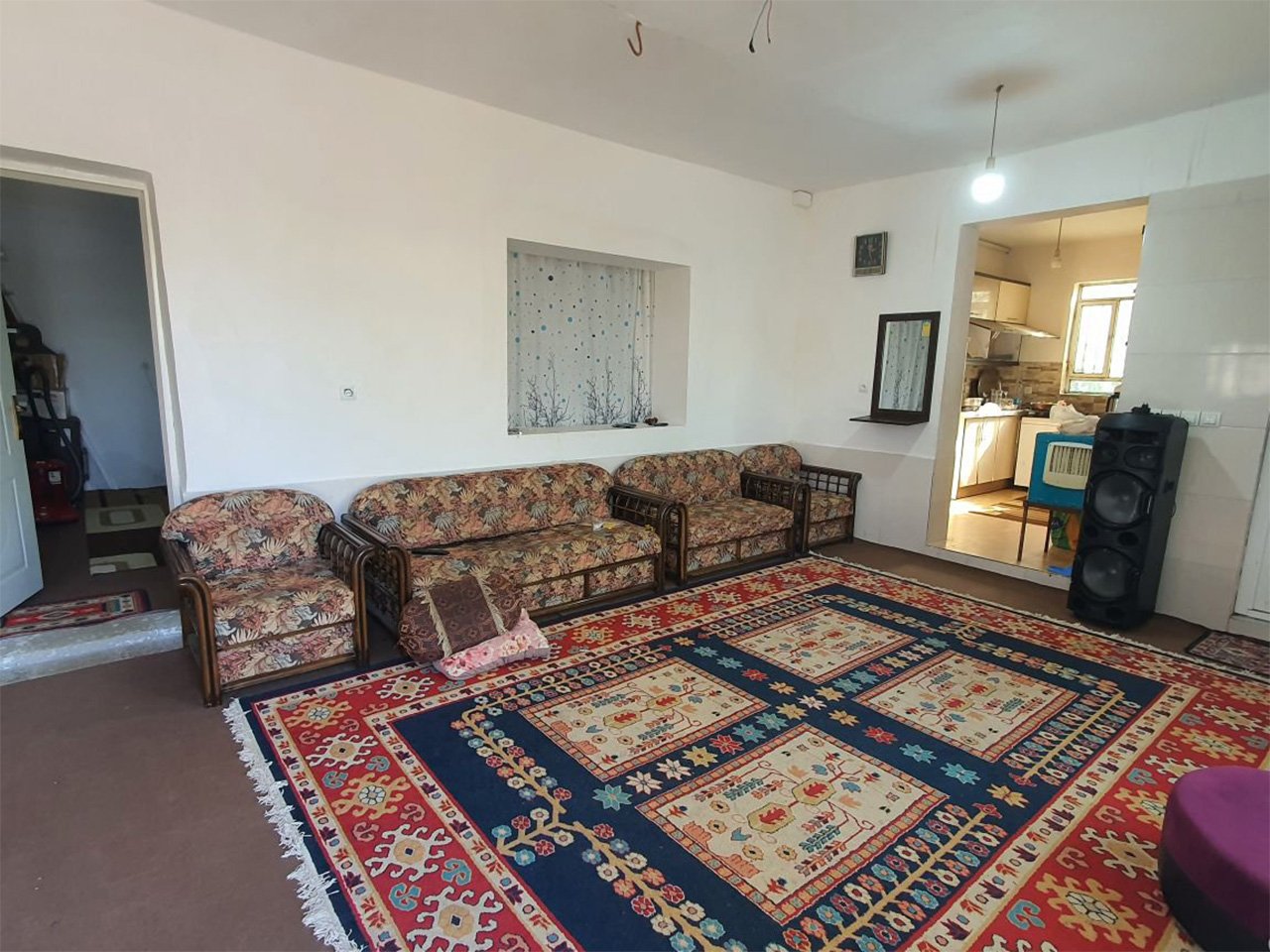 دوخوابه استخردار باغ سه راه کازرون