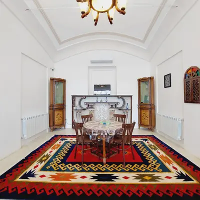 اقامتگاه سنتی سرای سه سوک - واحد شاه نشین ۱۰۵