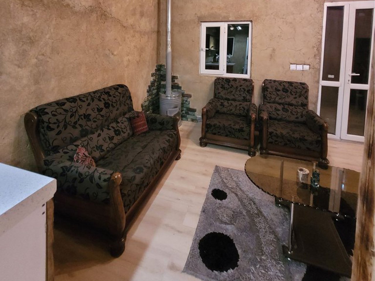 کلبه یک خوابه سپید 9