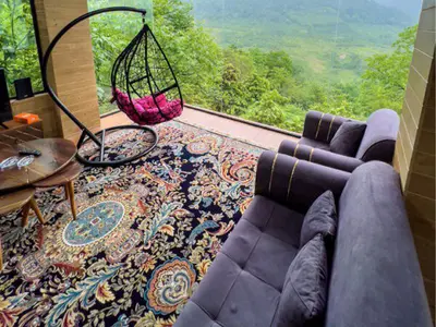 کلبه دوخوابه جنگلی جکوزی دار تیکیش