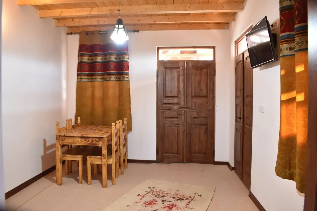 بوم گردی مروارید - واحد زرین گل