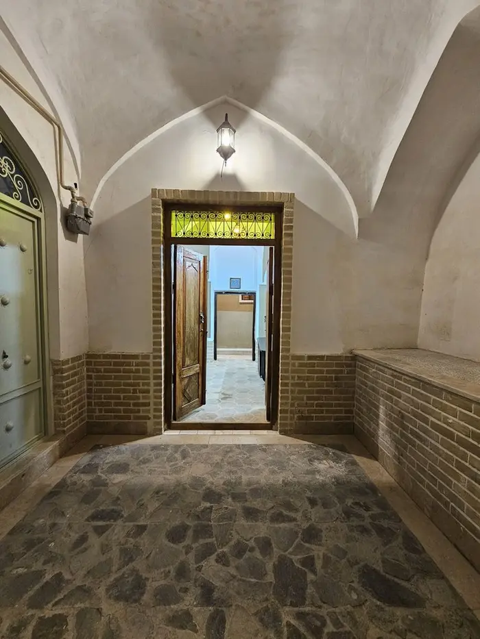 اقامتگاه سنتی دیوان سالار - واحد مهرانگیز