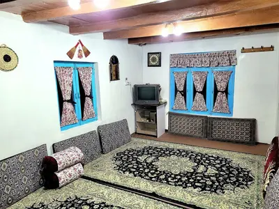اقامتگاه سنتی سه سار - واحد دوخوابه