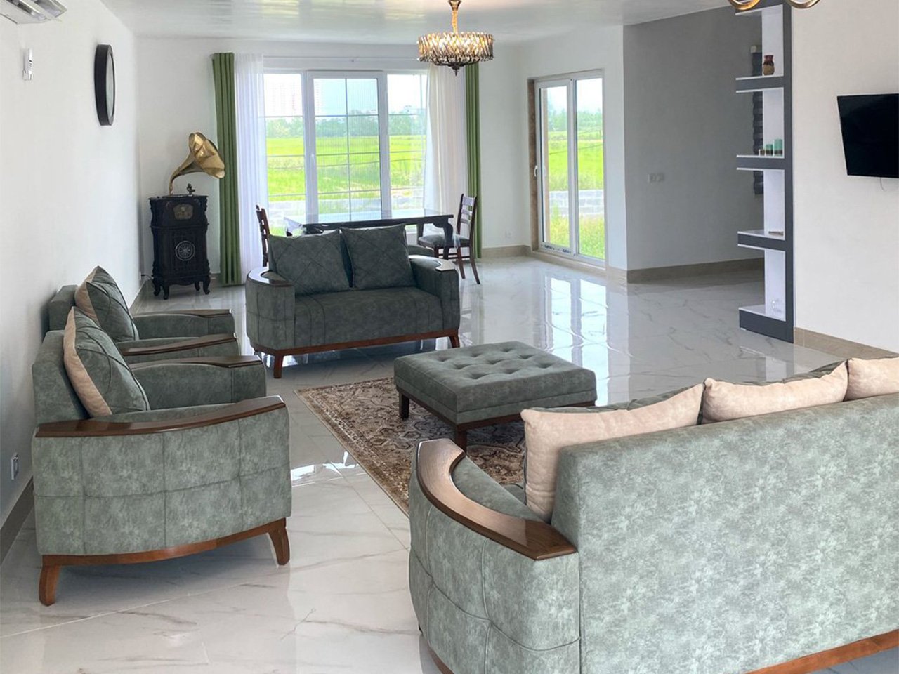 ویلا سه خوابه استخردار آبگرم باغ حصیر