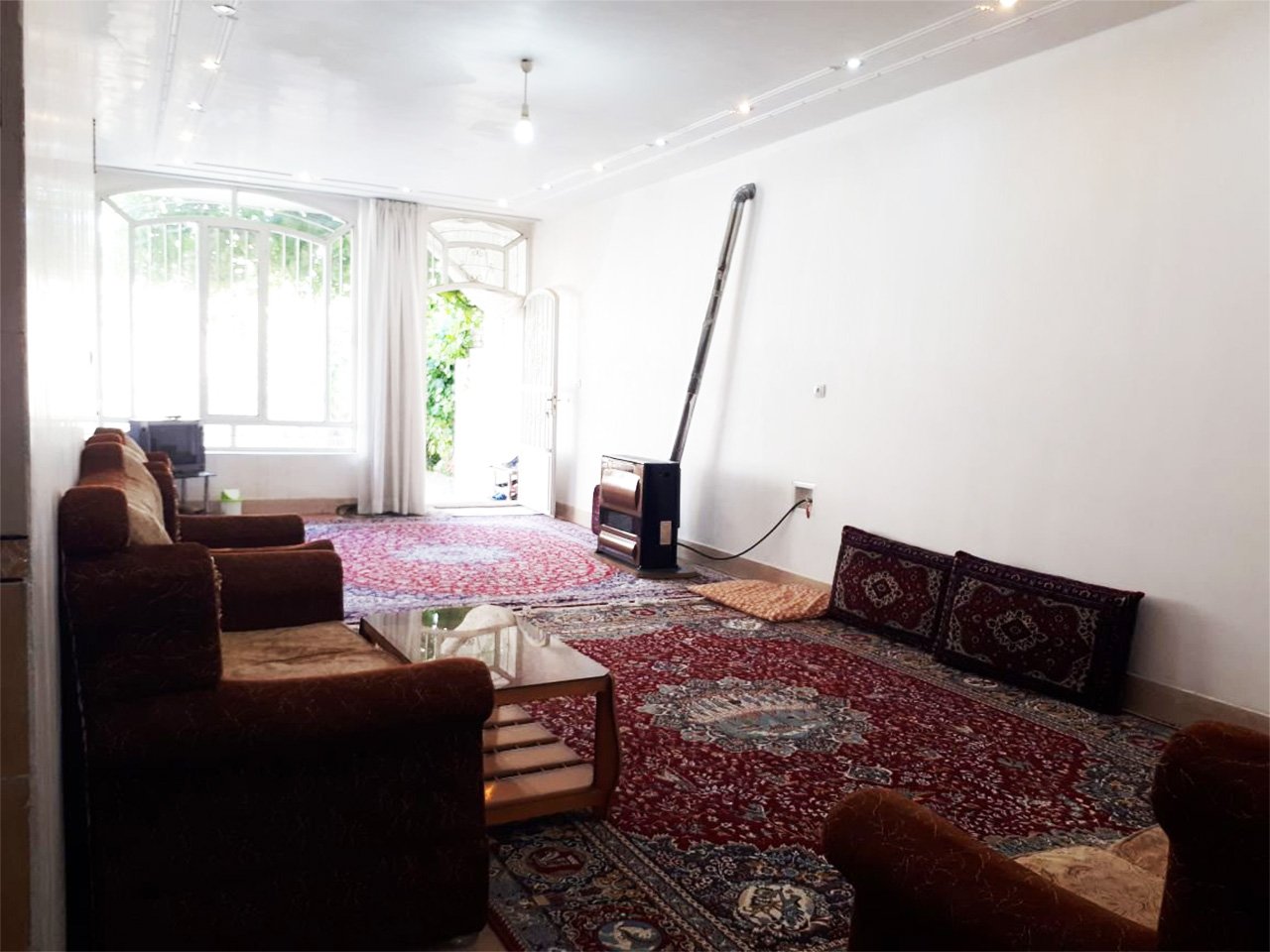 یک خوابه تشنیز