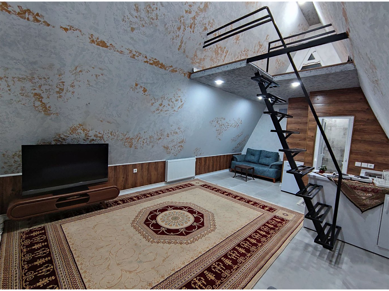 یک خوابه سوئیسی فرخی