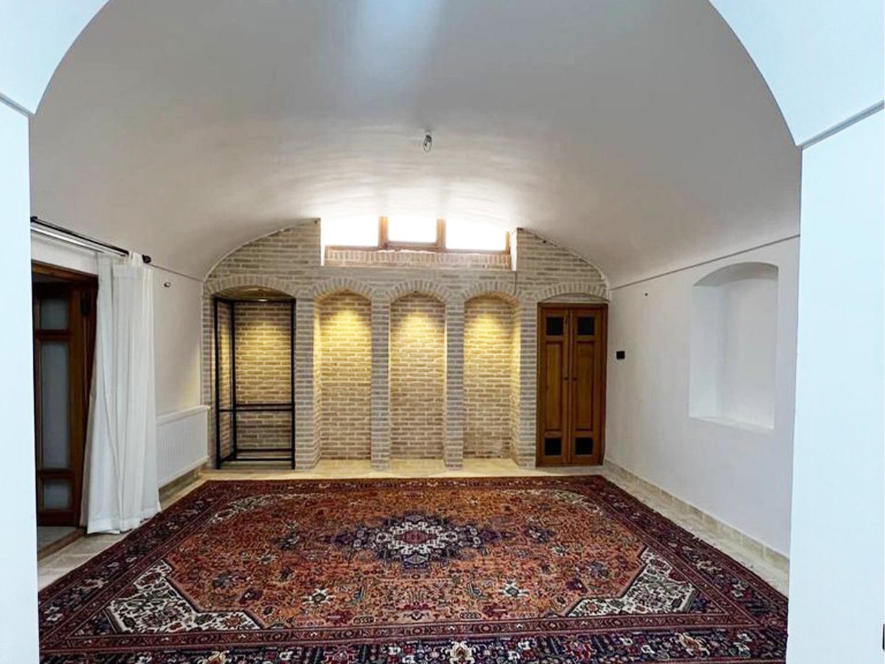 بومگردی خانه گازرگاه - واحد پنج دری