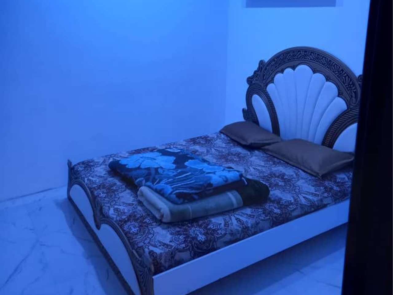 ویلا دوخوابه ساحلی استخردار آبگرم تیرنیا 2