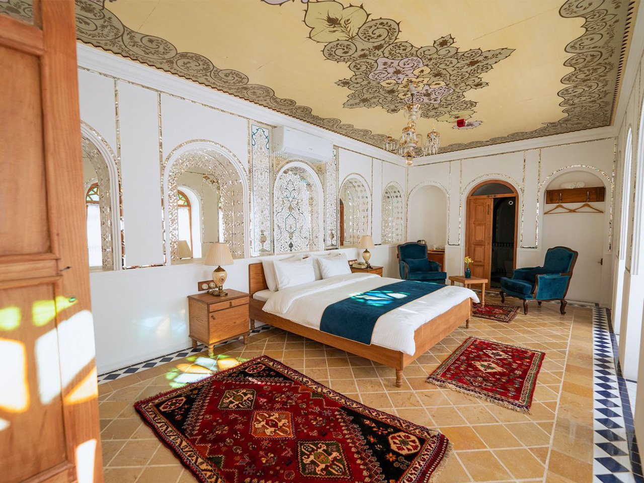 اقامتگاه سنتی مهربانو - واحد شاباجی