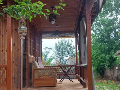 کلبه یک خوابه چوبی مهر