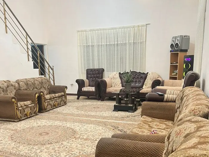 ویلا سه خوابه استخردار آبگرم امیری - ۱۶ نفر مبل راحتی 