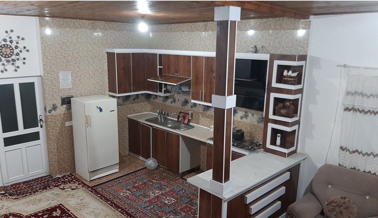 کلبه دوخوابه جنگلی تک