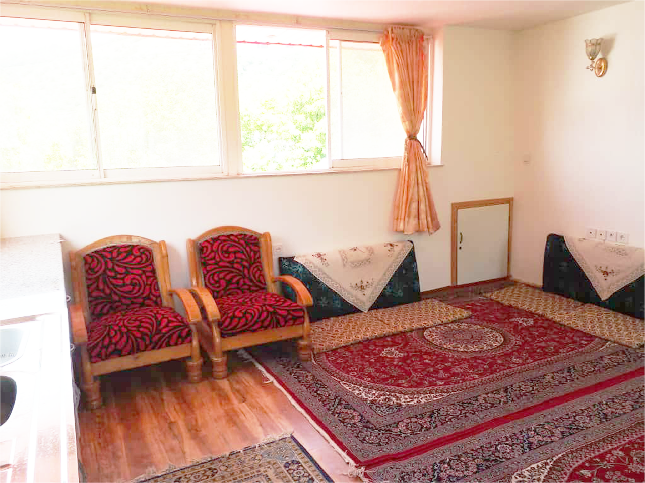 سوئیت یک خوابه جنگلی طاها