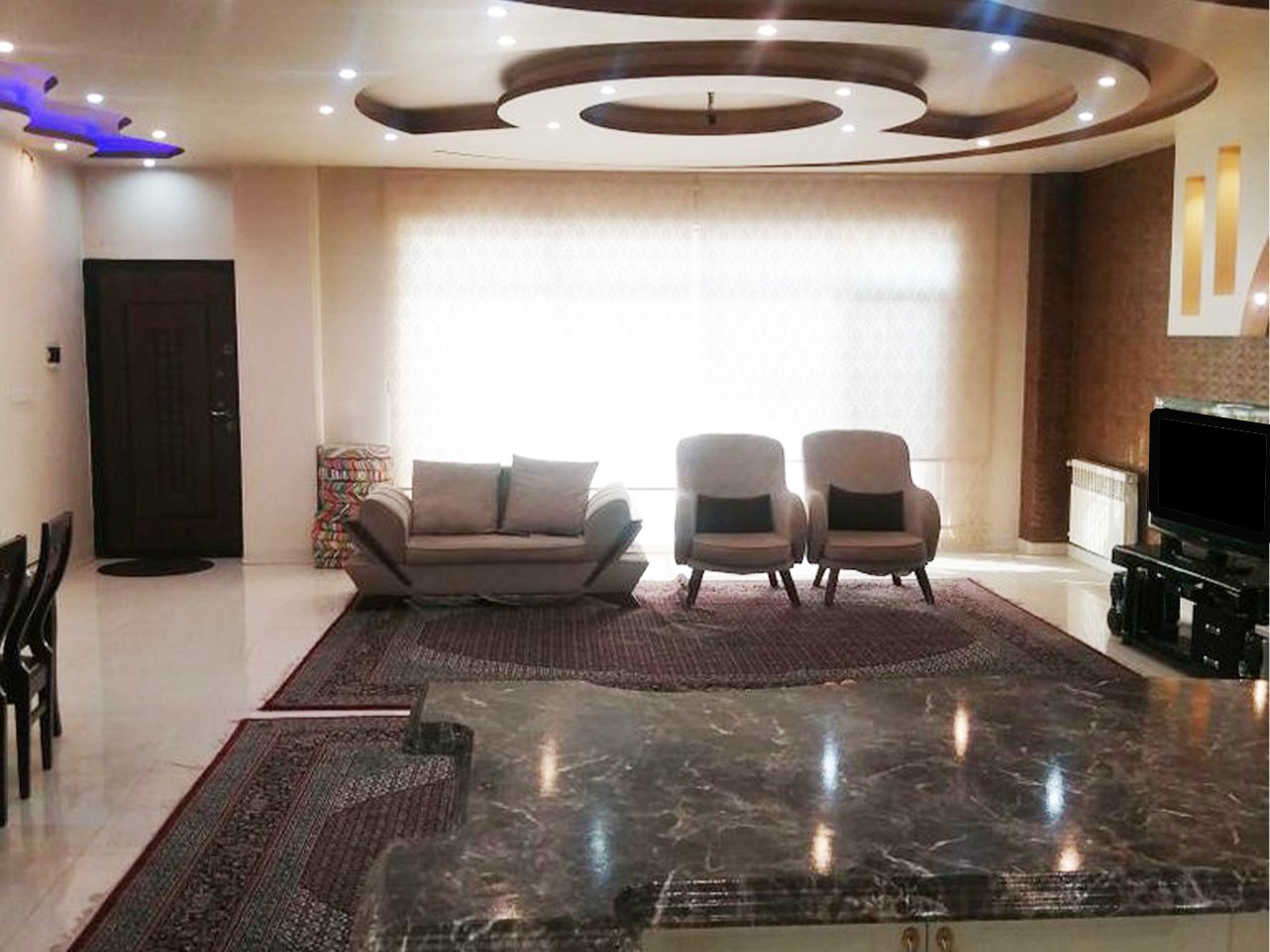 ویلا دوخوابه استخردار آبگرم یزدان 2