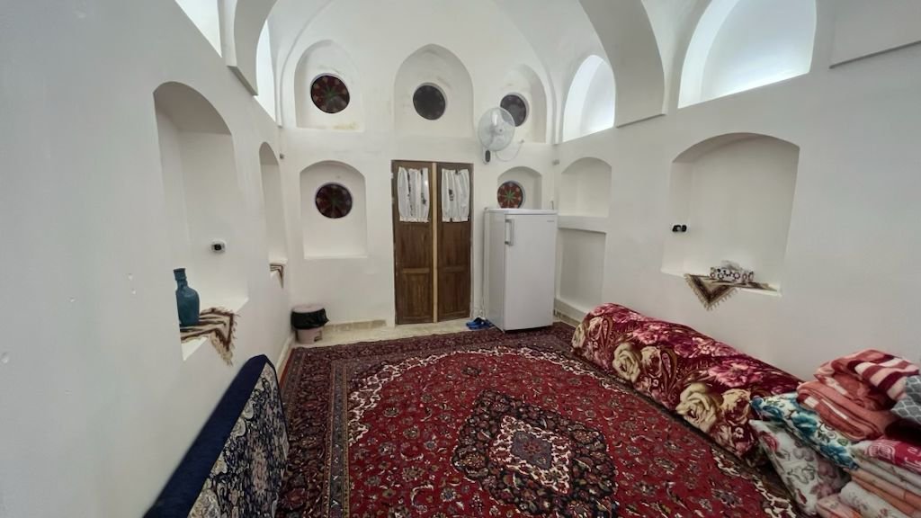 بوم گردی فرهنگ - واحد ایوان
