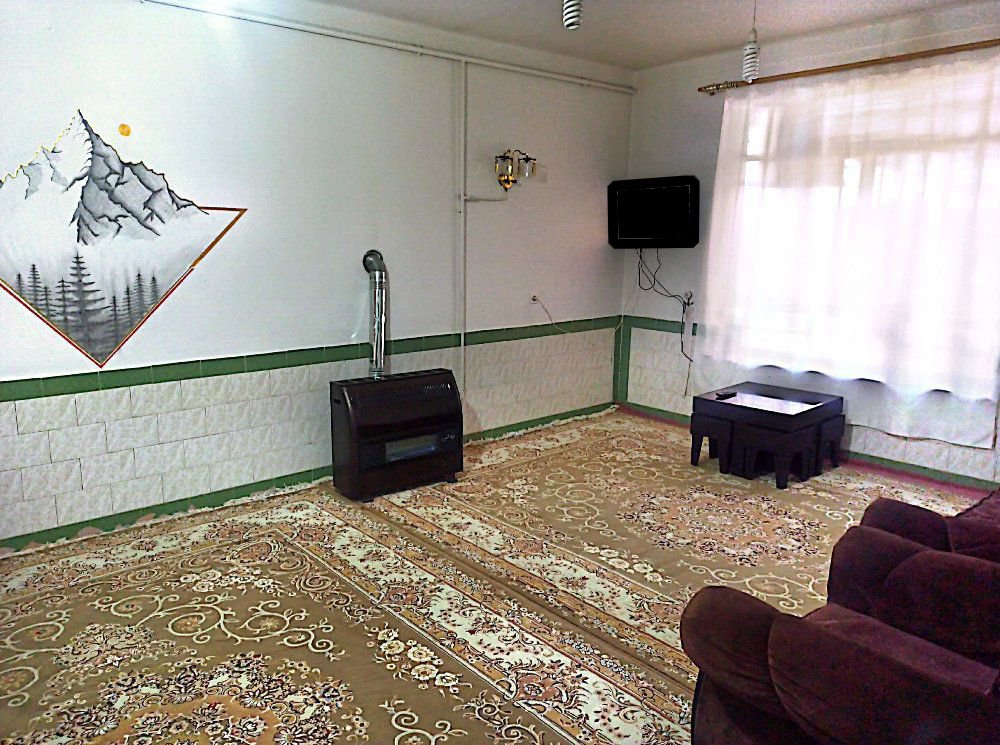 سوئیت دو خوابه سرتون