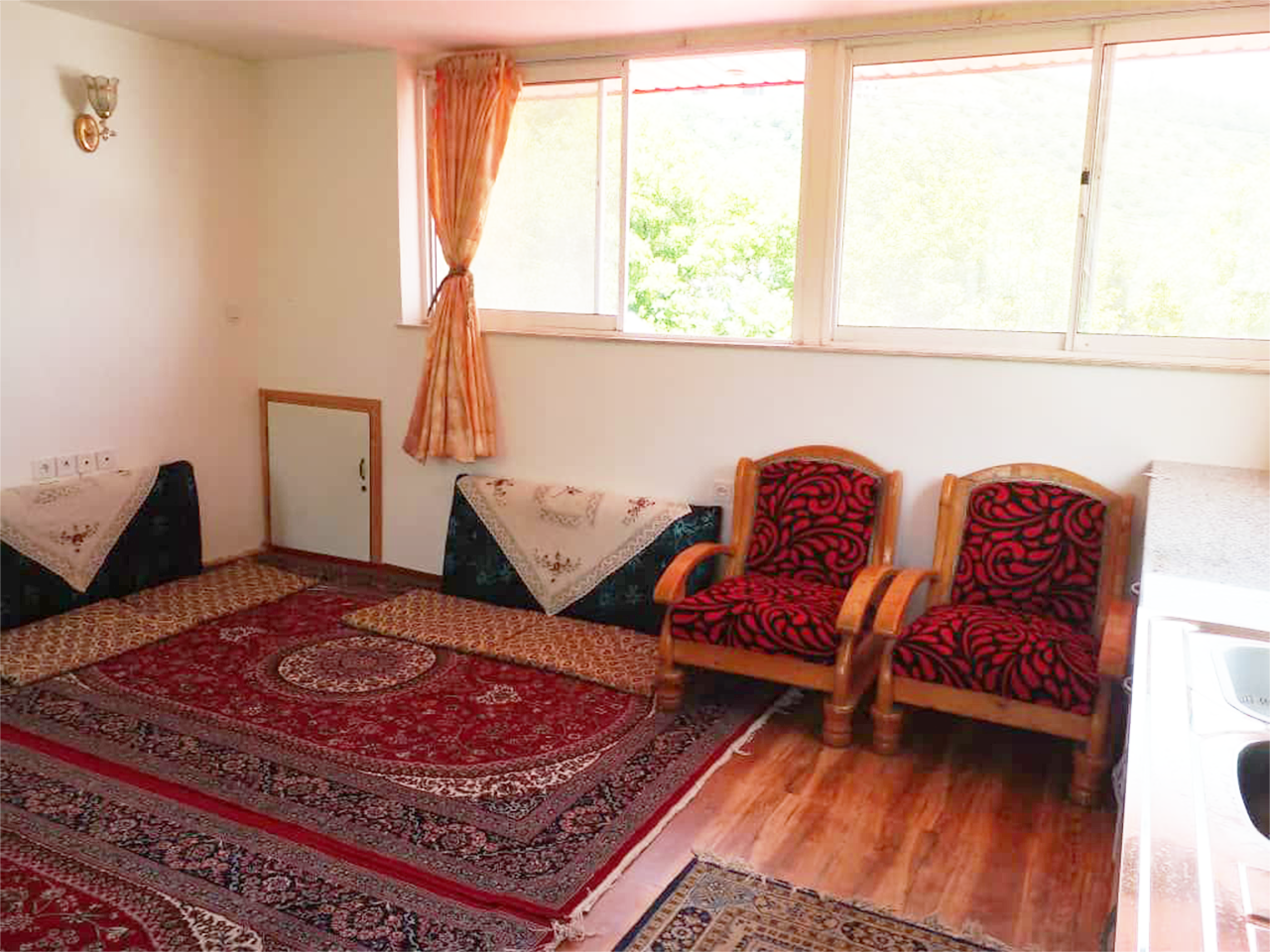 سوئیت یک خوابه جنگلی طاها