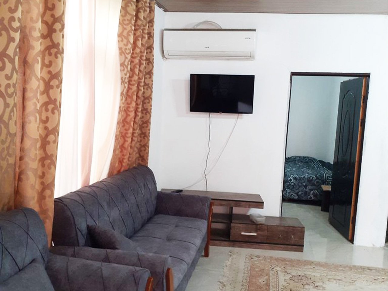 سوئیت دوخوابه طالب‌آباد 5