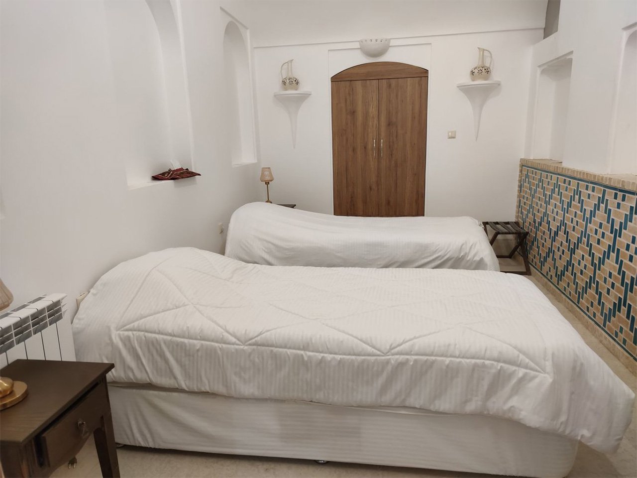 عزیز خان - واحد قطاب