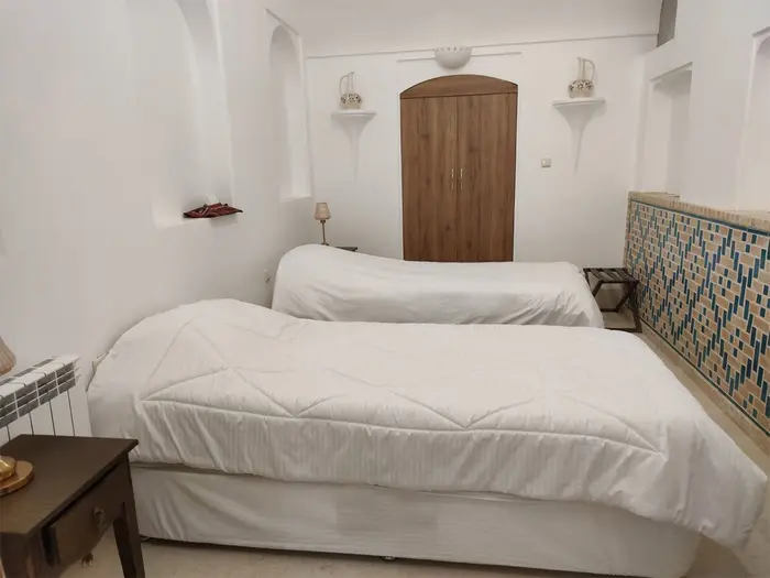 بوم گردی عزیز خان - واحد قطاب