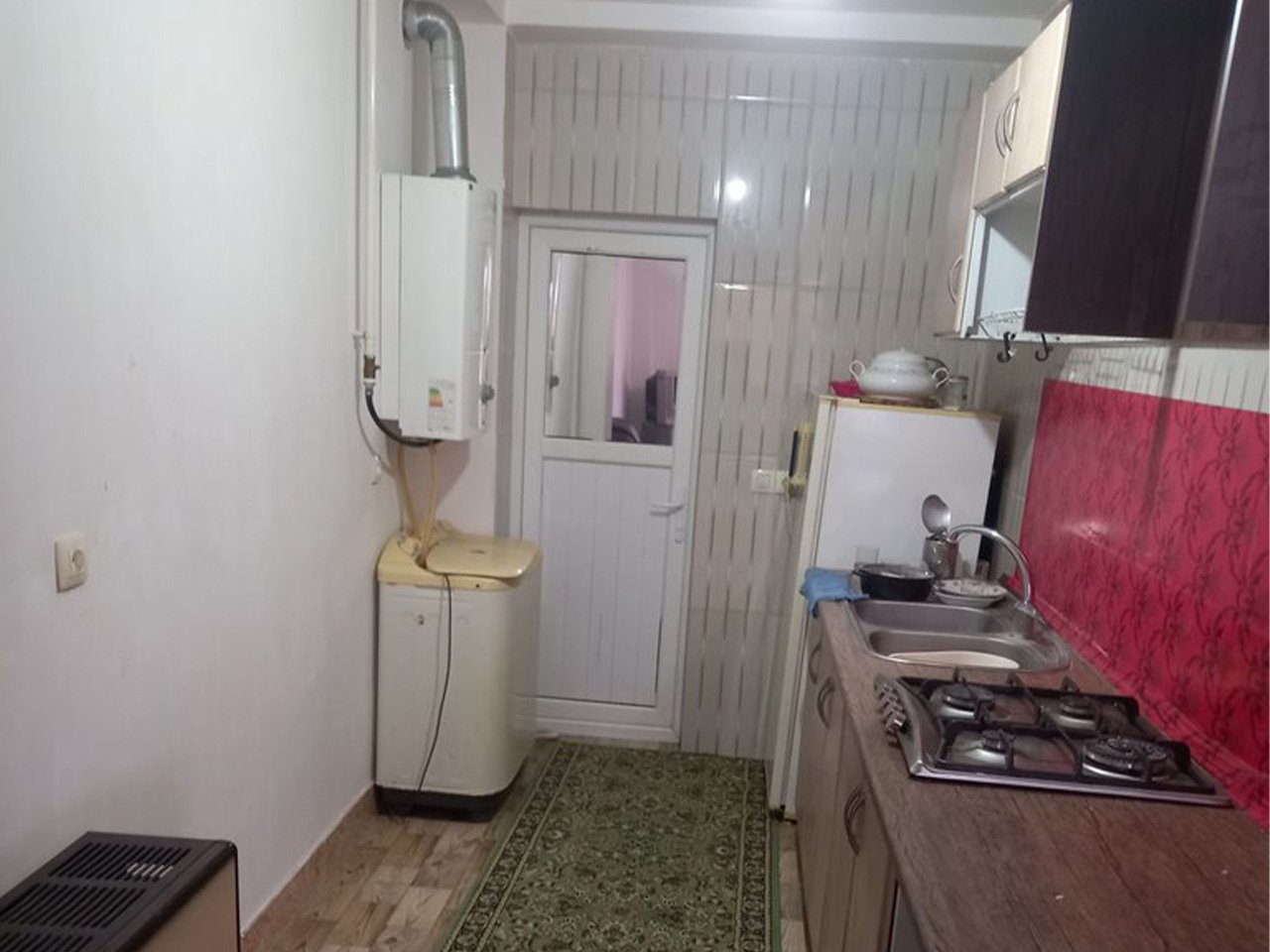 سوئیت یک خوابه سبز ریک