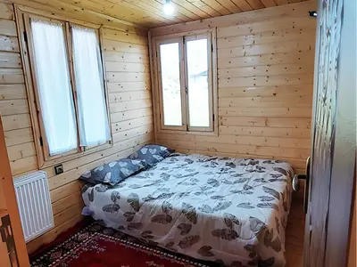 کلبه سه خوابه چوبی بهراد