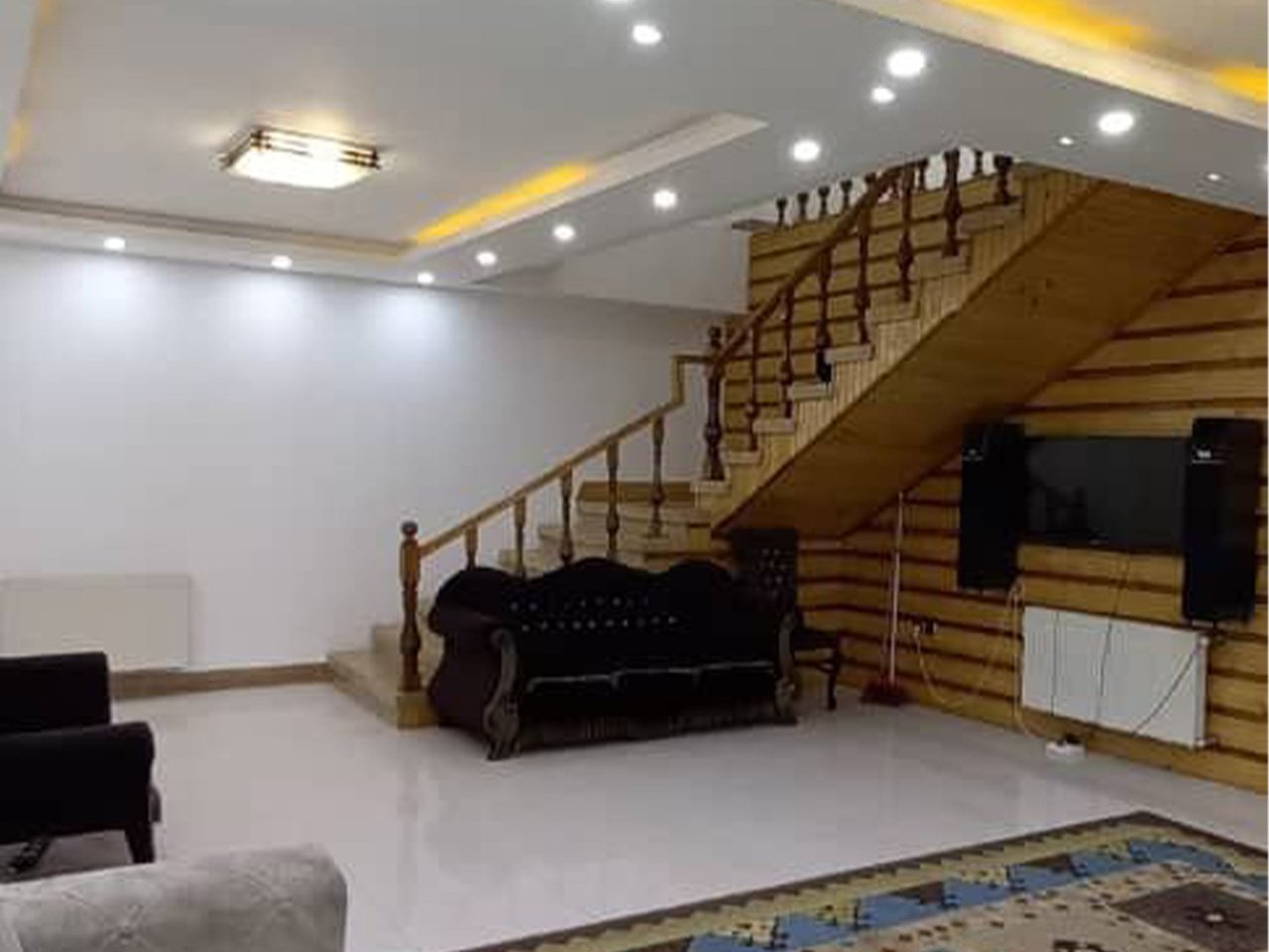 ویلا سه خوابه ساحلی استخردار آبگرم کاخ سفید