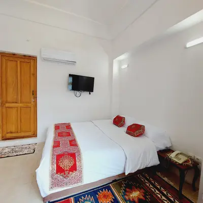 اقامتگاه سنتی سرای سه سوک - واحد دابل ۱۰۲