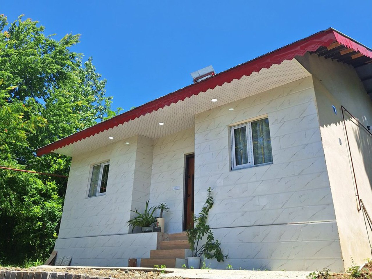 دوخوابه سپید چوبر