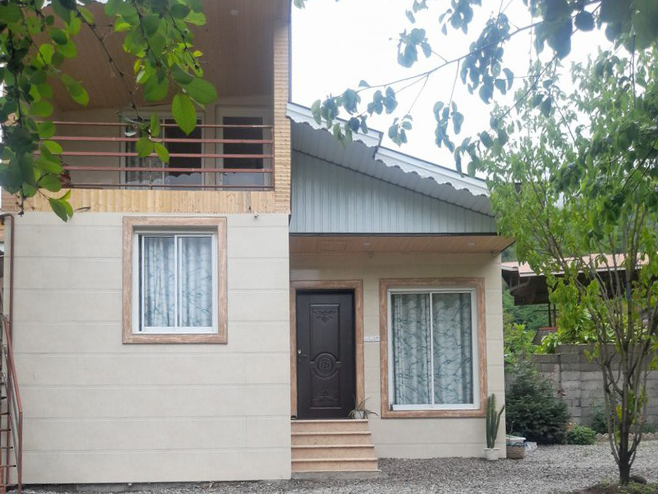 ویلا یک خوابه جنگلی بهنام