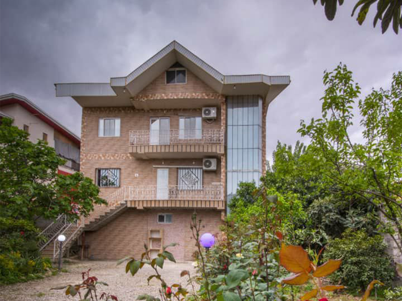 دوخوابه استخردار آبگرم حلاجیان