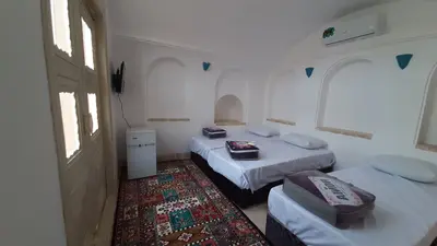 بومگردی سرای سپنج - واحد خوش نشین