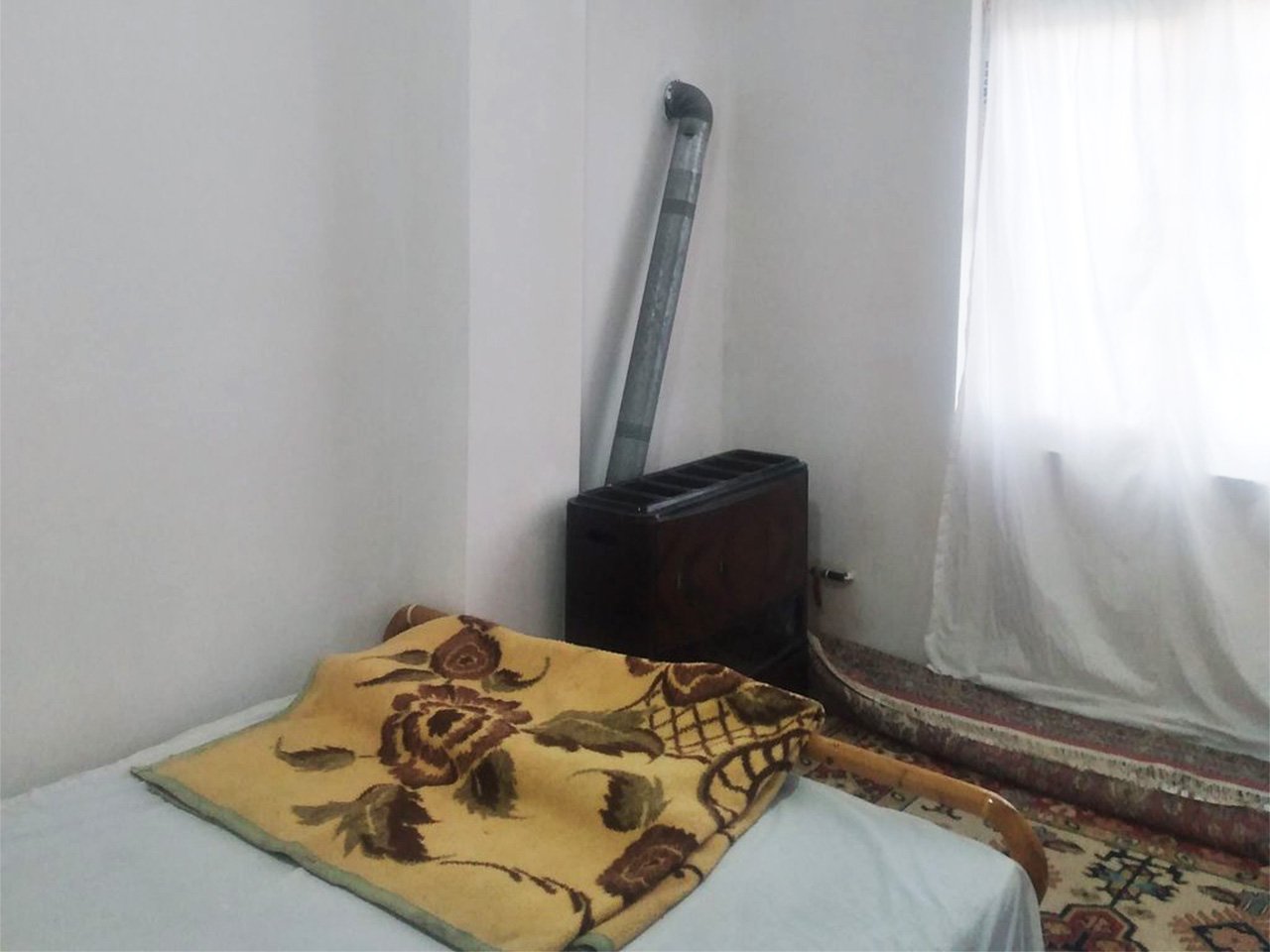 آپارتمان دوخوابه گلزار 4