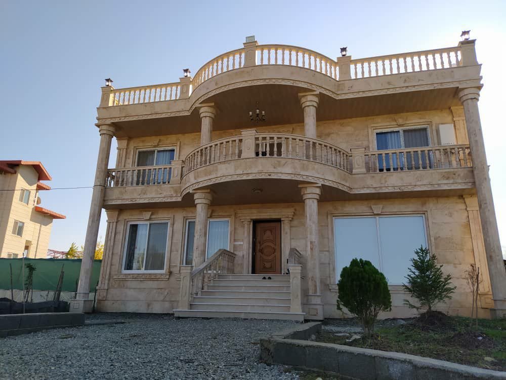 ویلا چهارخوابه تریپلکس استخردار آبگرم غدیری