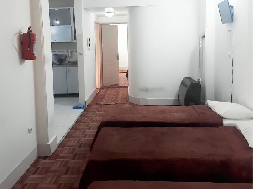 سوئیت دوخوابه جامع 105