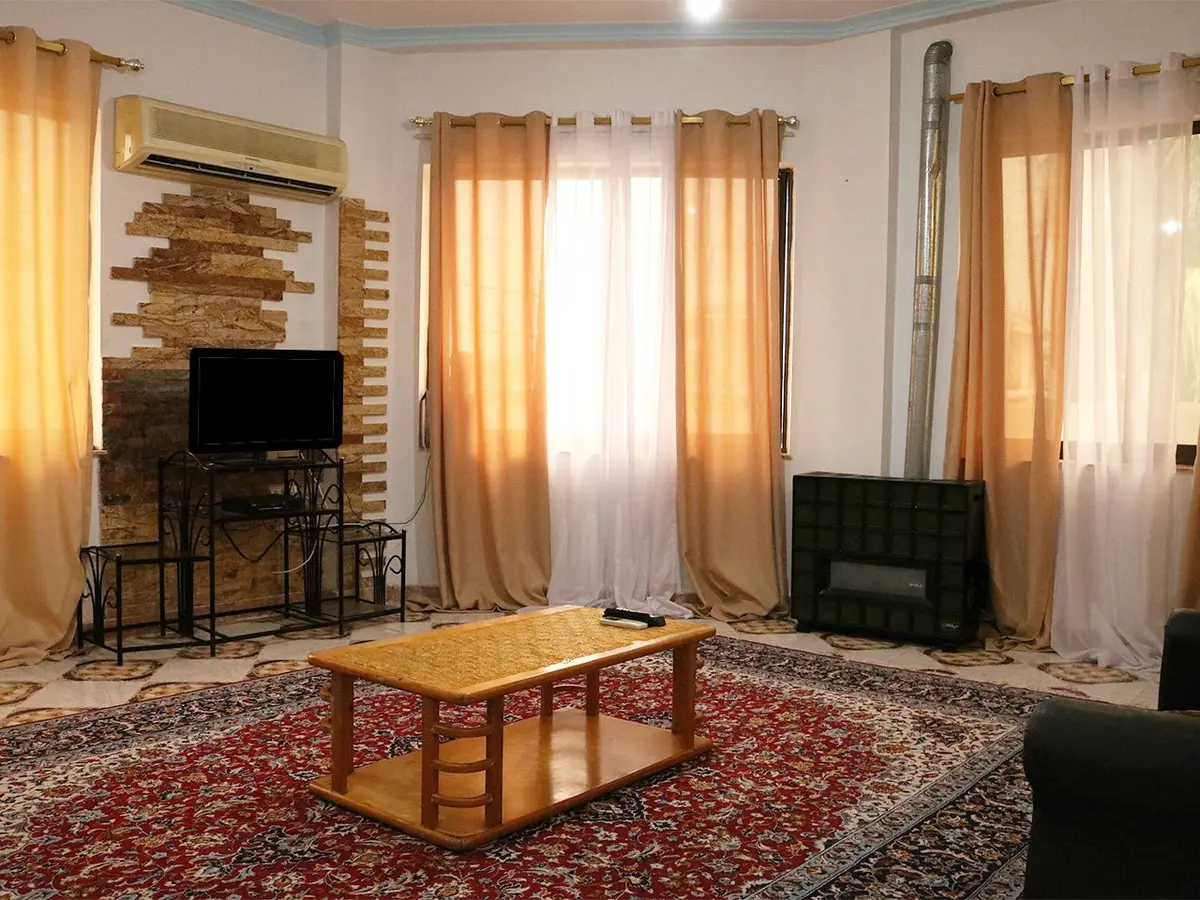 آپارتمان دوخوابه ساحلی بلوار معلم