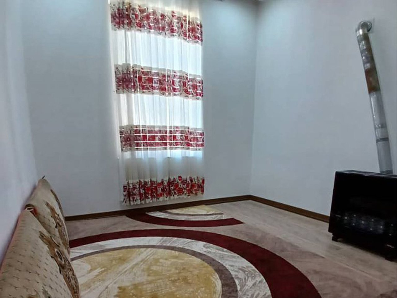 ویلا دوخوابه استخردار آبگرم شهرکی کیان