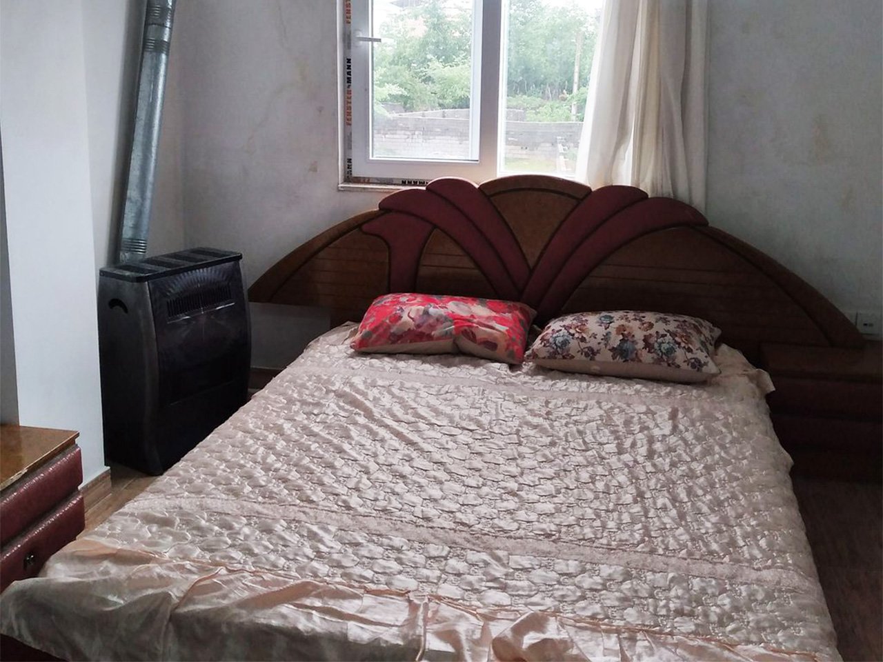 آپارتمان دوخوابه گلزار 4