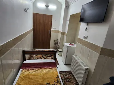مسافرخانه شریف - واحد یک تخته