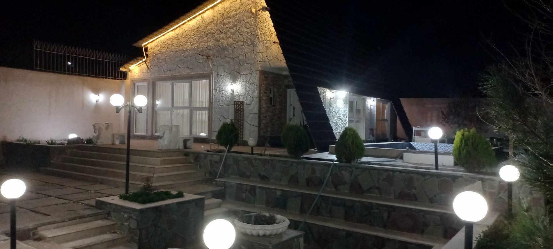 ویلا دوخوابه گل داوودی